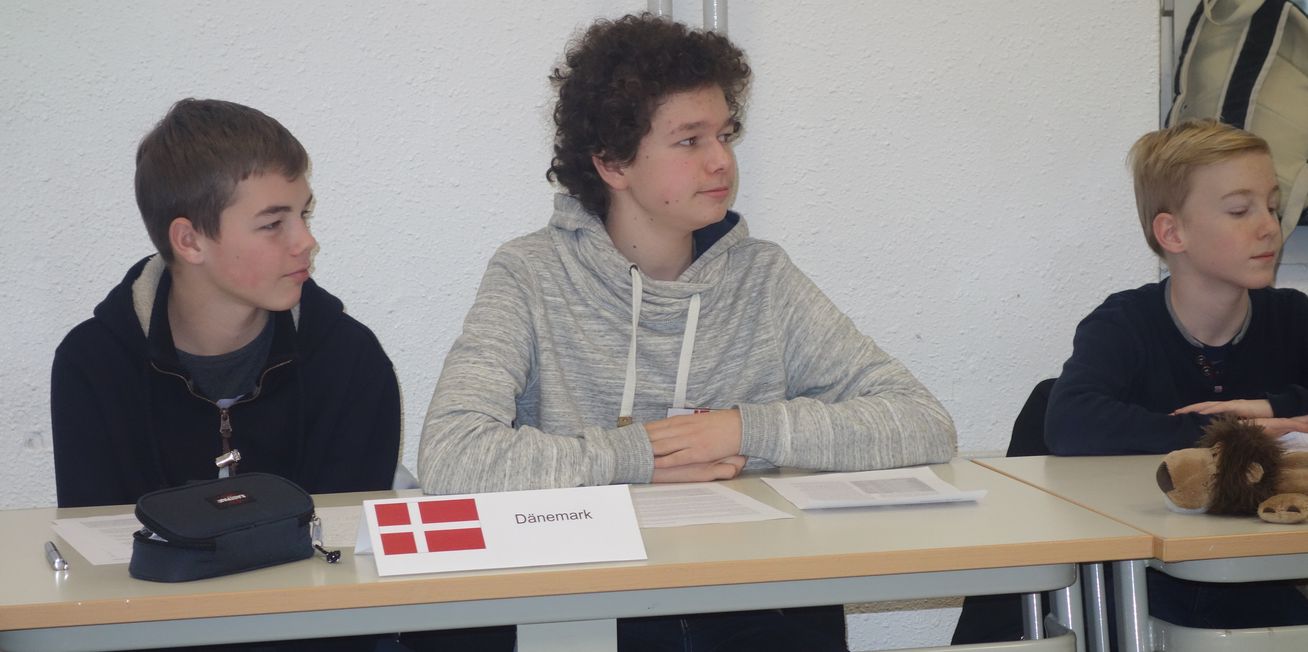 Plasnpiel Fl&uuml;chtlingkskrise Hesienberg